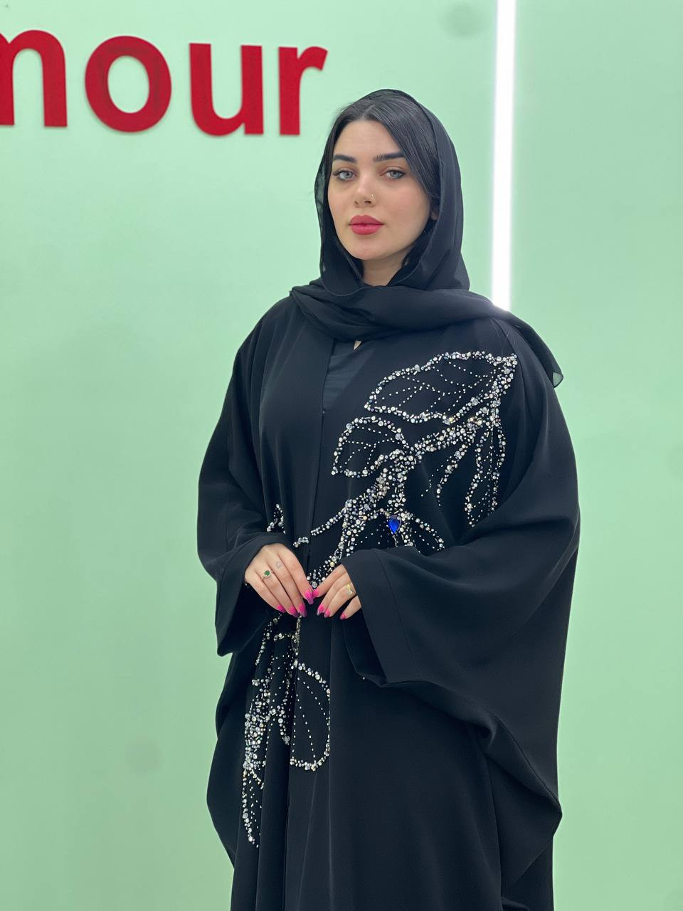 مانتو عبا اماراتی ملیله و پولک دوزی شده