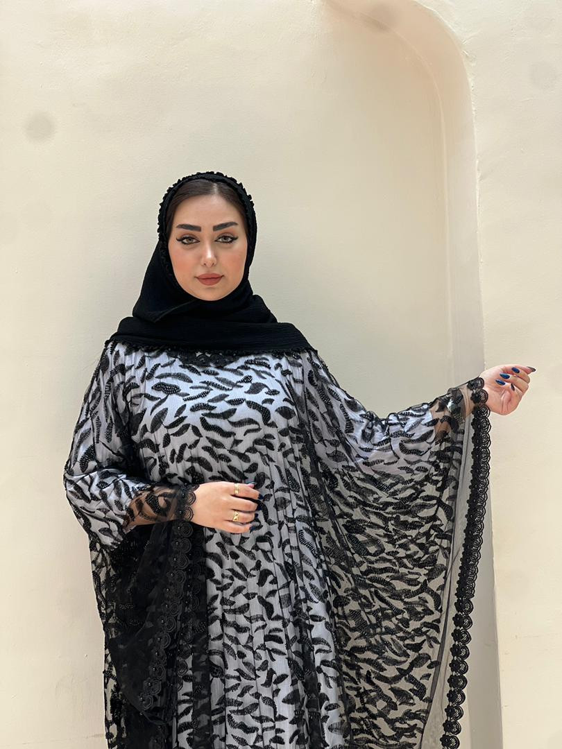 ثوب پارچه تور ملیله کاری شده