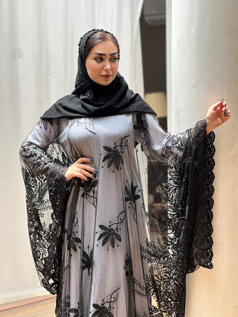 ثوب پارچه تور ابریشم دوزی شده