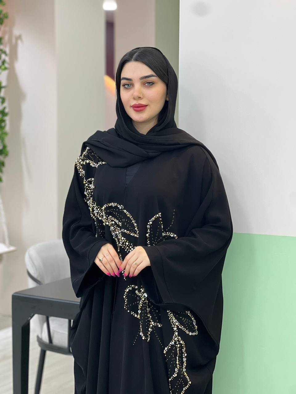 مانتو عبا اماراتی ملیله و پولک دوزی شده